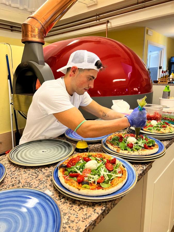 Albergo Ristorante La Torretta Castiglione dei Pepoli Luaran gambar