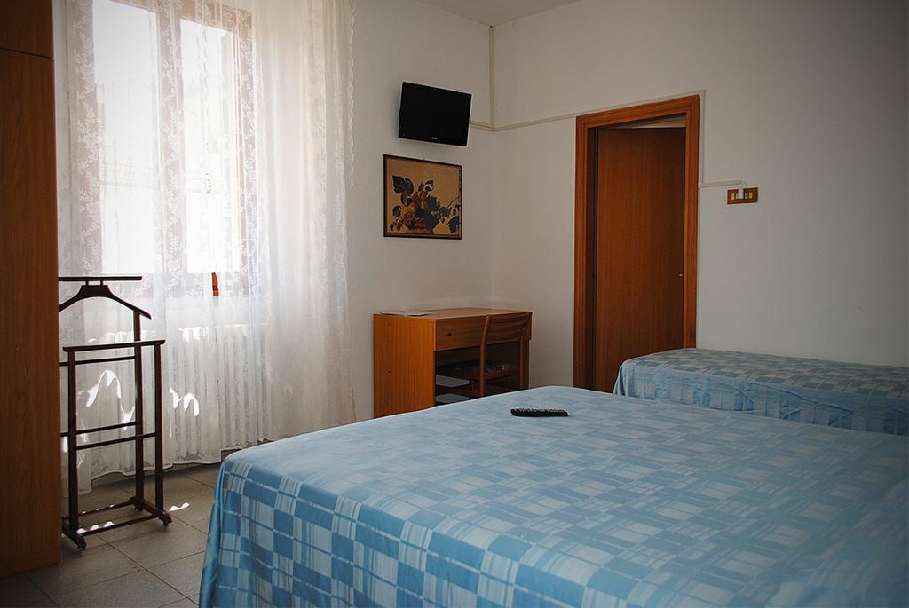 Albergo Ristorante La Torretta Castiglione dei Pepoli Bilik gambar