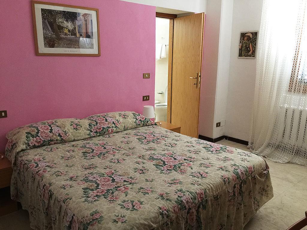 Albergo Ristorante La Torretta Castiglione dei Pepoli Bilik gambar
